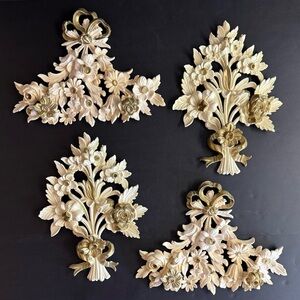 1950s Vintage Euromarchi Italy Hand Painted floral wall plaques.Set of 4